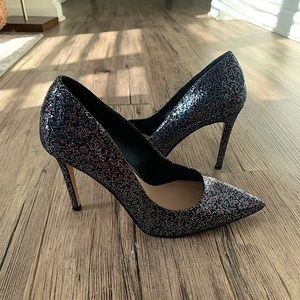 Beautiful pair of stilettos, only worn once! Paid $60 at DSW. Brand is Mix No. 6